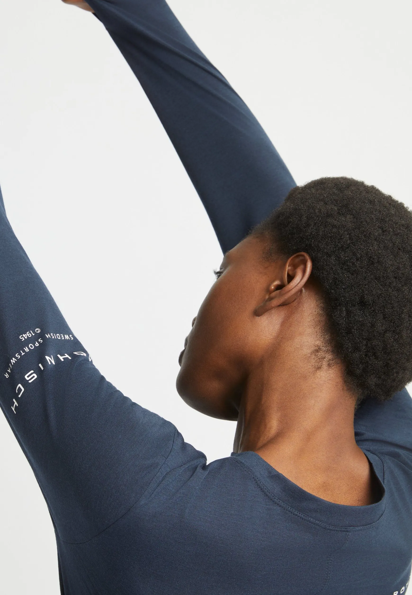 clara_relaxed_long_sleeve_1.webp Clara Relaxed Long Sleeve, -Röhnisch Hot