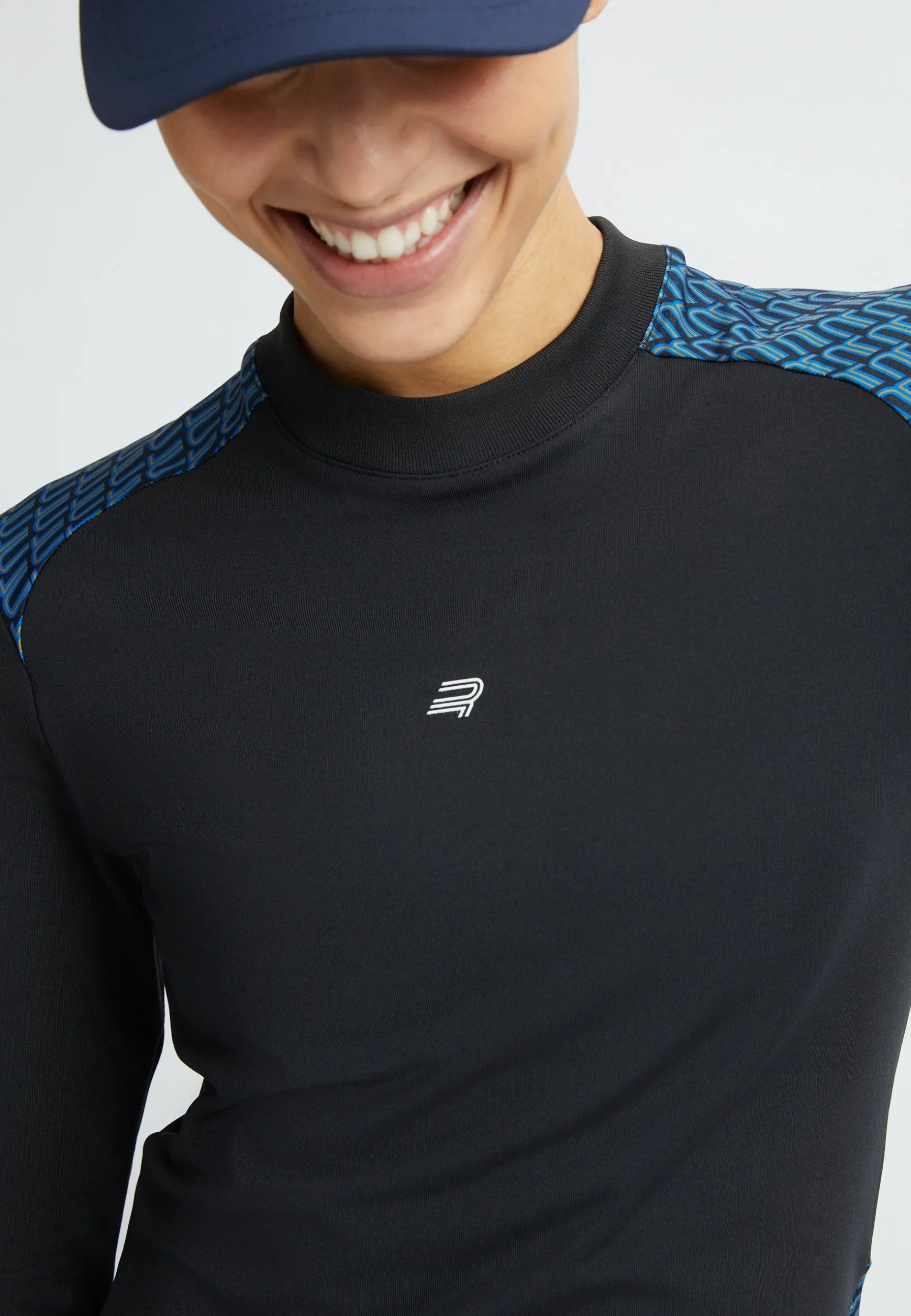eyra_brushed_ls_top_black_2.webp Eyra Brushed LS Top, -Röhnisch Cheap
