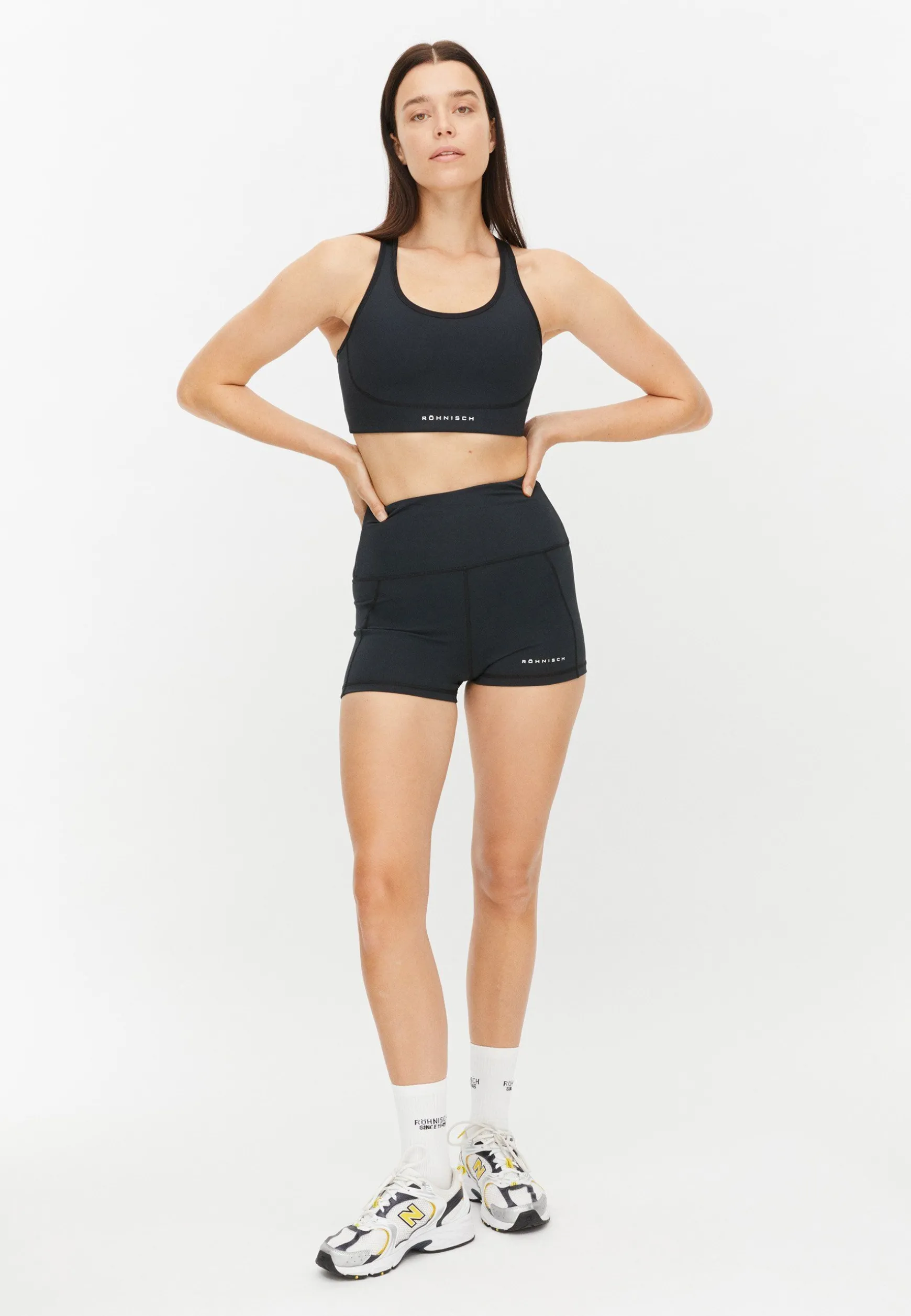 flattering_curved_hotpant_3.webp Flattering Curved Hotpants, -Röhnisch Hot