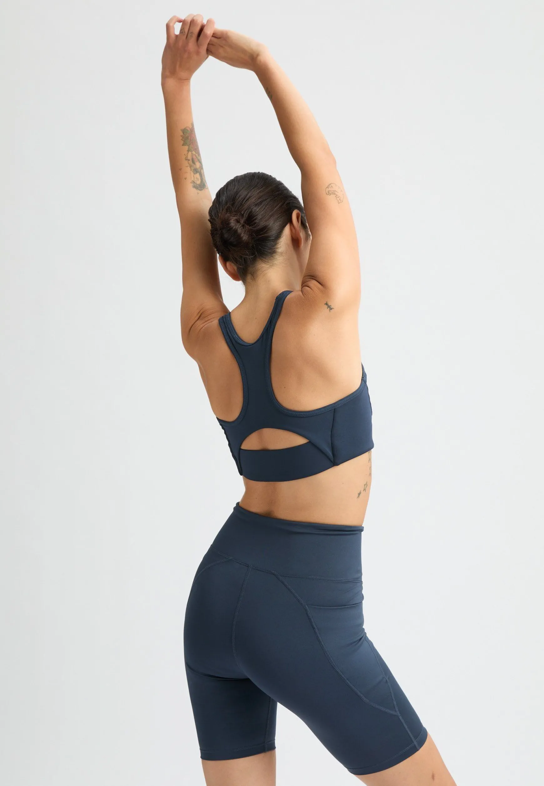 flattering_high_waist_bik_2.webp Flattering High Waist Bike Tights, -Röhnisch Cheap