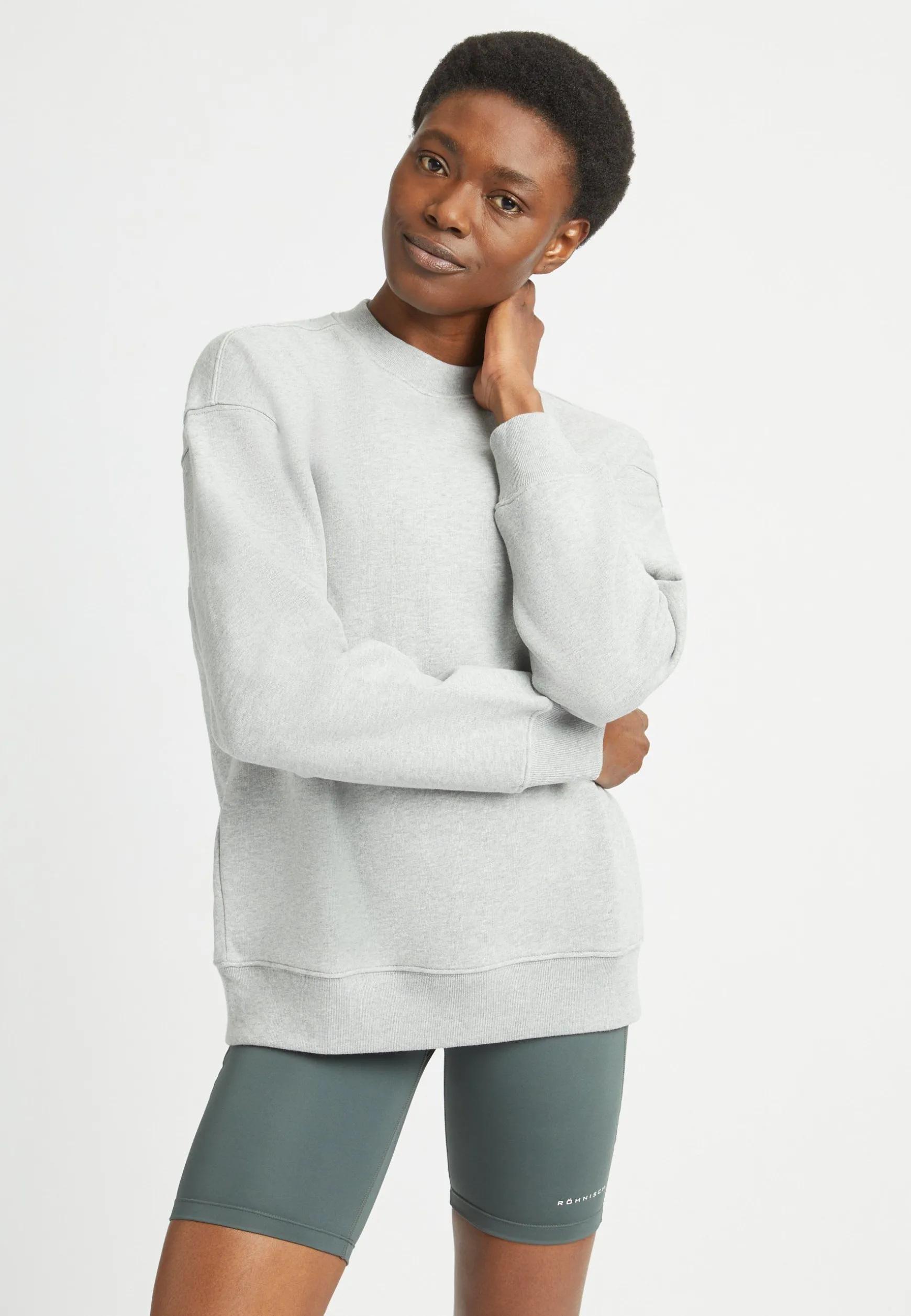 iconic_sweatshirt_grey_me_0.webp Iconic Sweatshirt, -Röhnisch Store