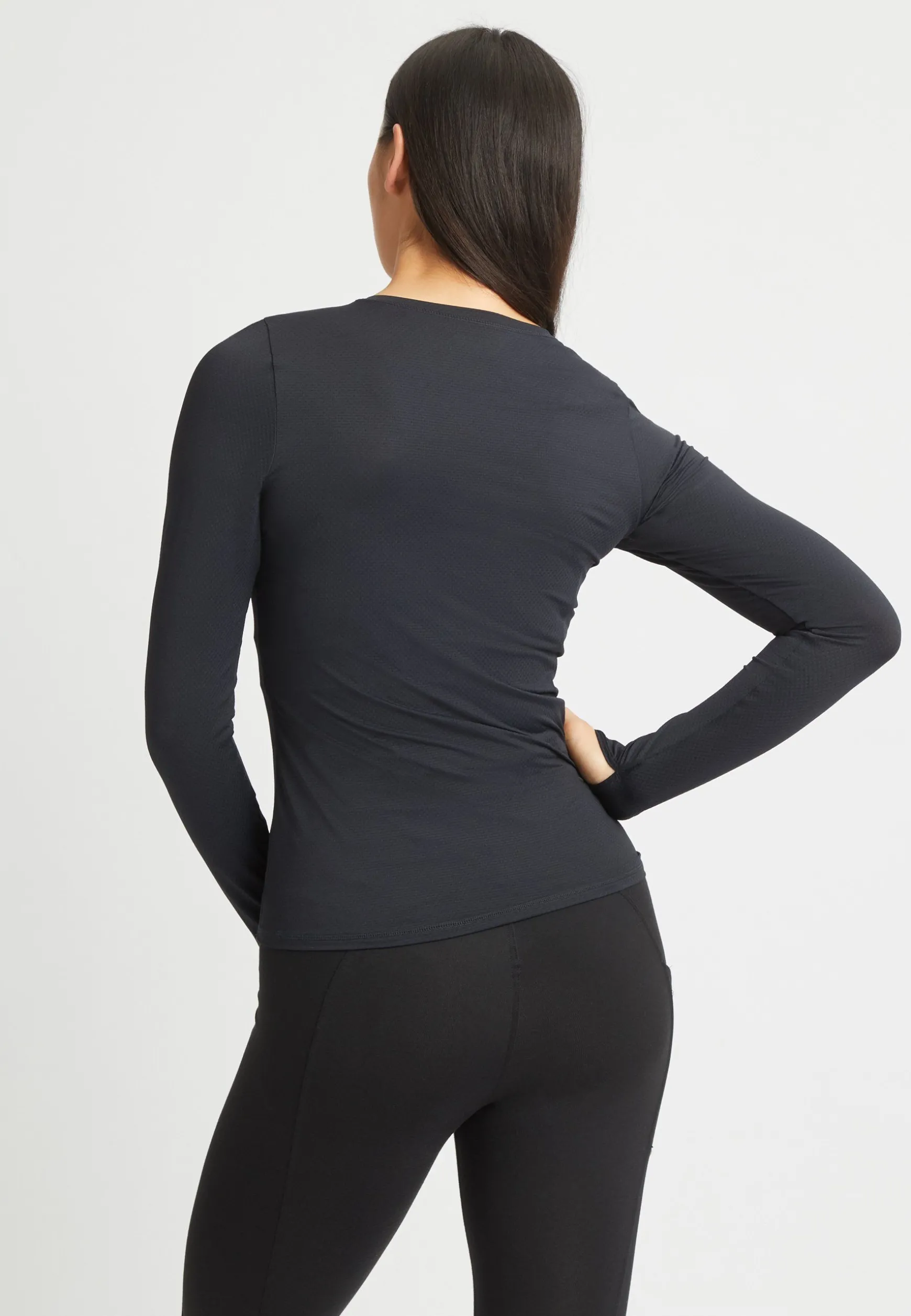 jacquard_long_sleeve_blac_0.webp Jacquard Long Sleeve, -Röhnisch Online