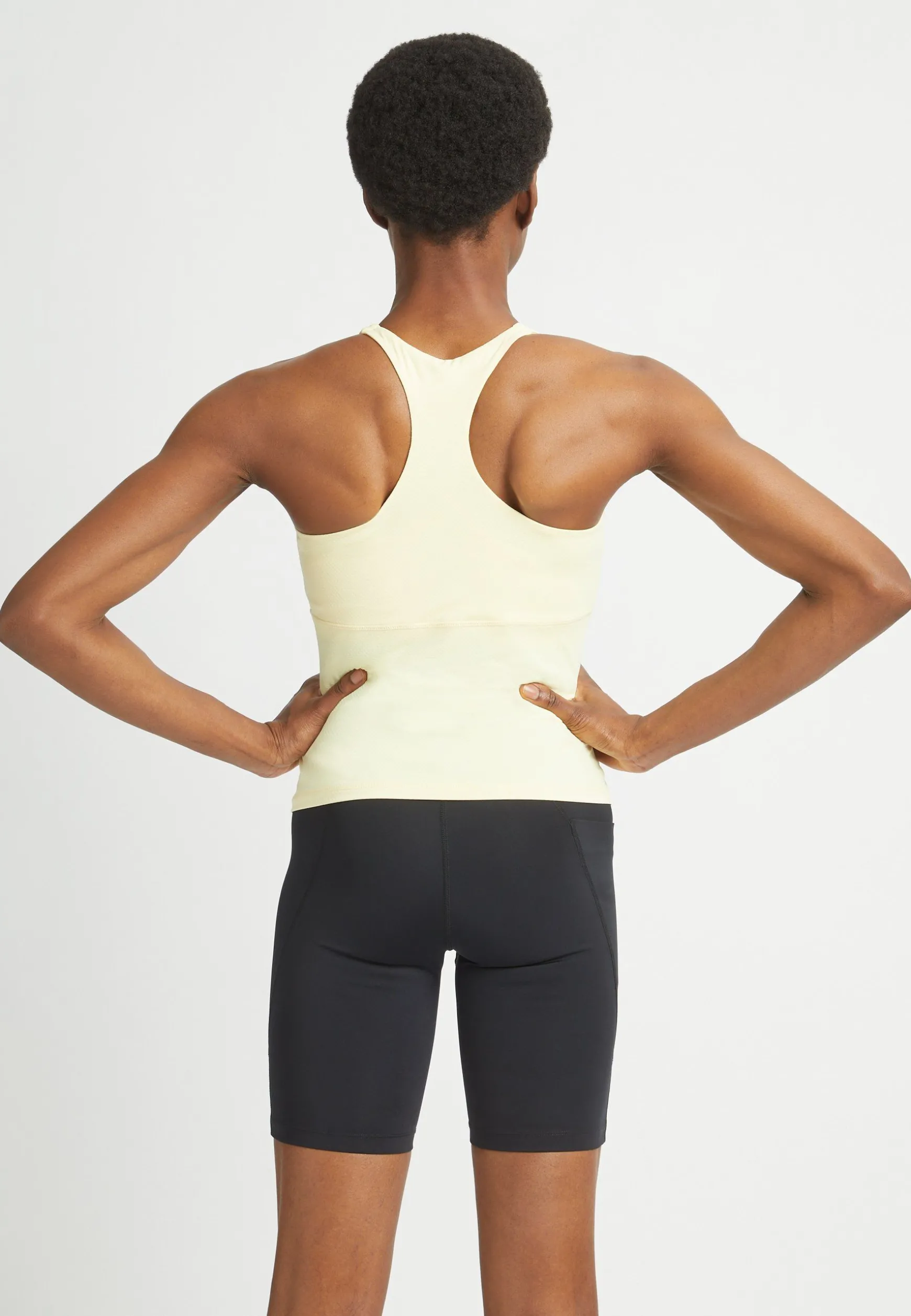jacquard_tank_double_crea_0.webp Jacquard Tank, -Röhnisch Online