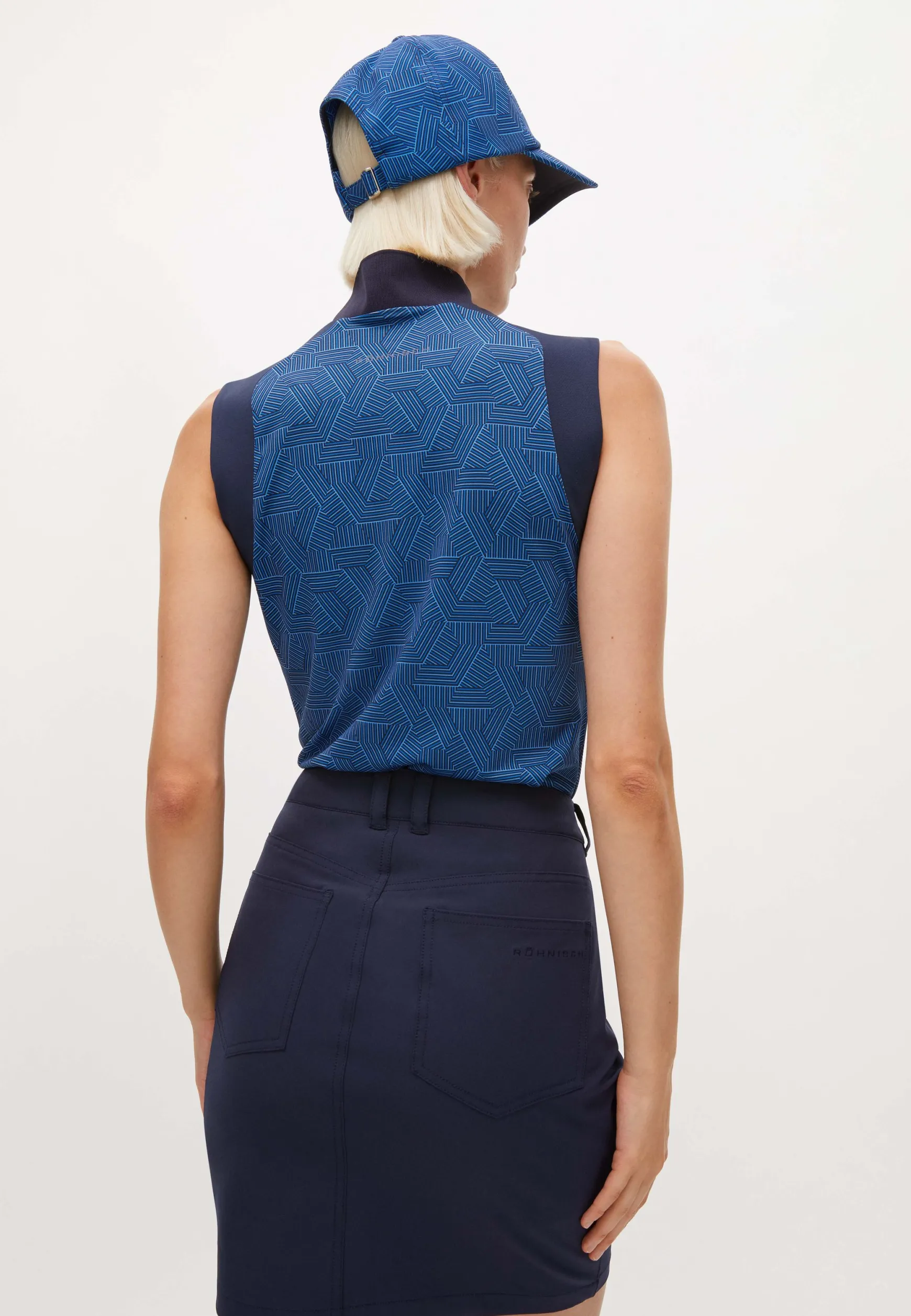 lightstretch_skort_navy_0.webp Lightstretch Skort, -Röhnisch Fashion