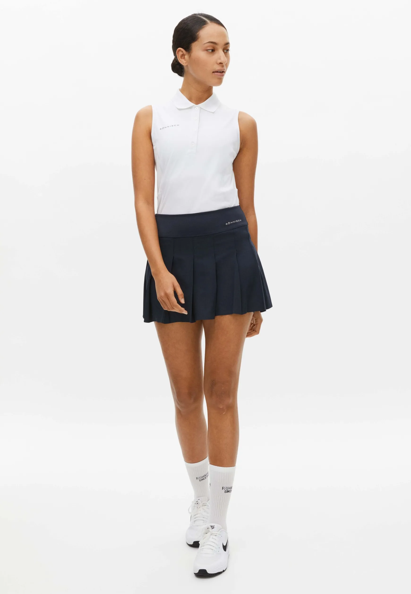 mira_pleated_skort_navy_2.webp Mira Pleated Skort, -Röhnisch Sale