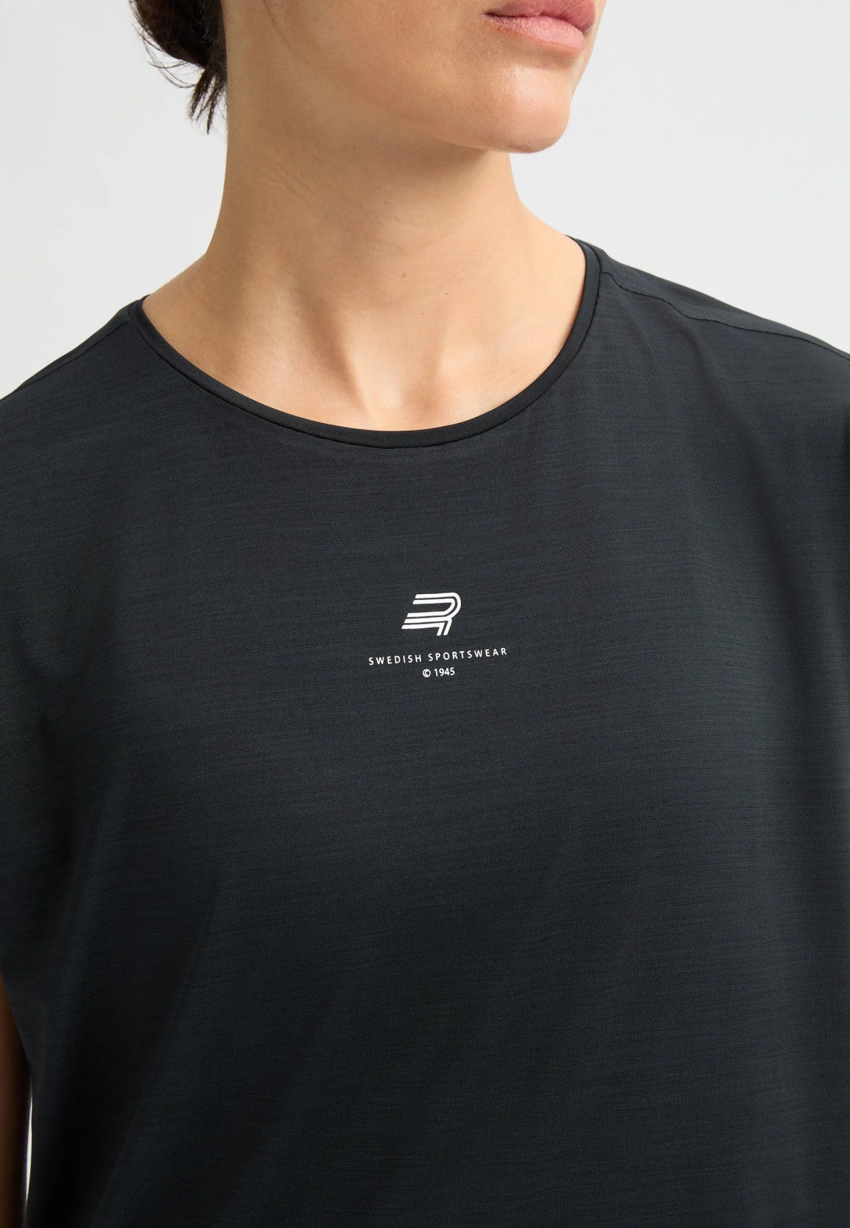 motion_loose_tee_black_1.webp Motion Loose Tee, -Röhnisch Cheap