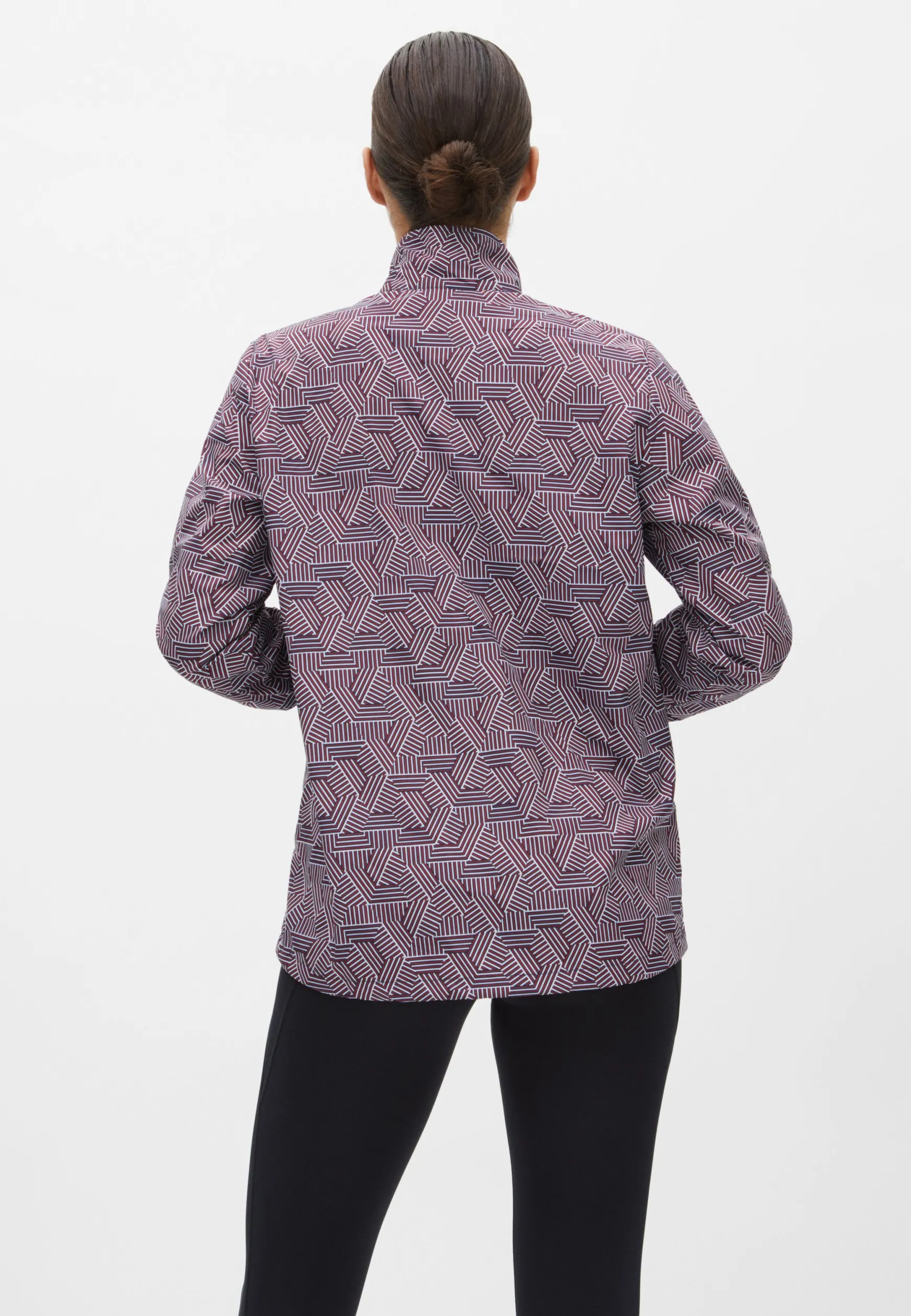 packable_wind_jacket_hexa_0.webp Packable Wind Jacket, -Röhnisch Hot